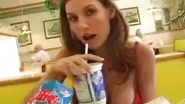 Tình Dục động vật ăn thịt Bimbo là một sexviet 18 người nghiện ma túy