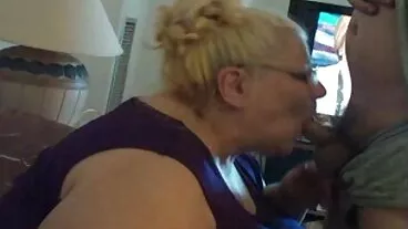 Nghịch ngợm Mỹ Mỹ: nga milf Cr Rushstal Rush bounces trên cô phim sexviet ấy con trai của người bạn vòi Nước Trên PornHD