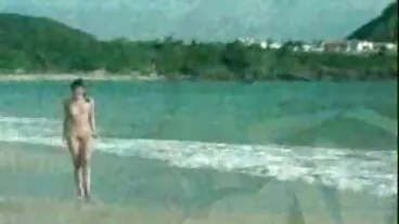 Cô gái tóc vàng thủ dâm MILF sexviet u40 solo đồ chơi